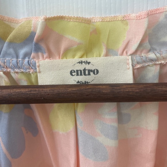 Women's M Floral Print Ruffle Neck Short Sleeve Flowy Romantic Spring Multicolor - Picture 3 of 7